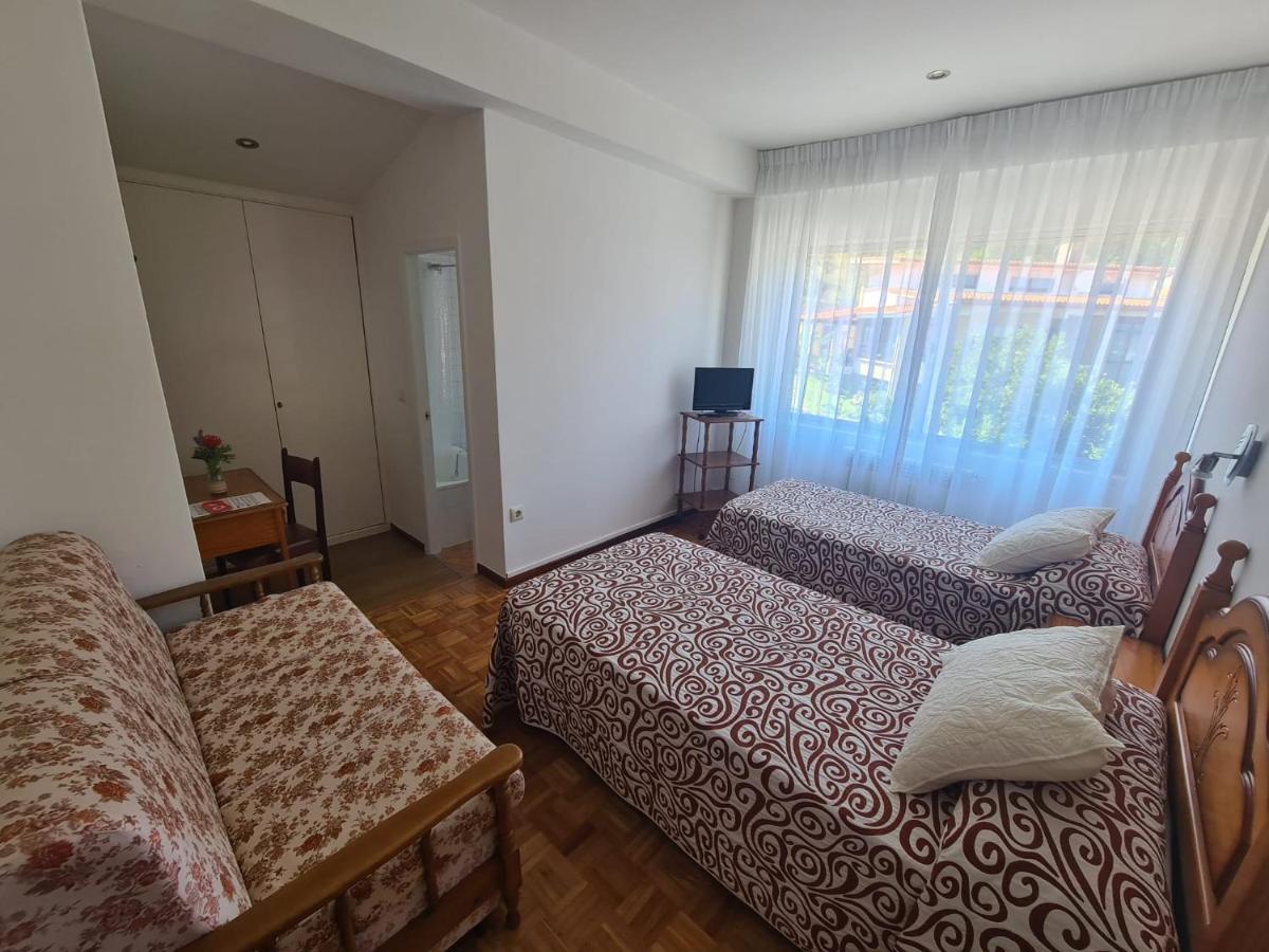 فندق Hostal Playa Atlantica Louro المظهر الخارجي الصورة